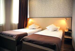 Отель Rondo Hotel Тбилиси Стандартный двухместный номер с 2 отдельными кроватями-4