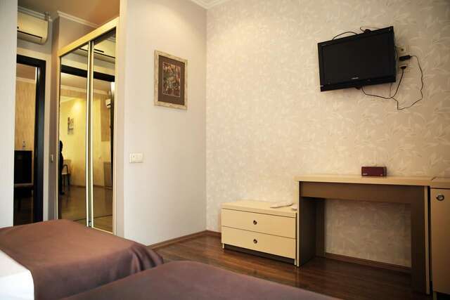 Отель Rondo Hotel Тбилиси-25